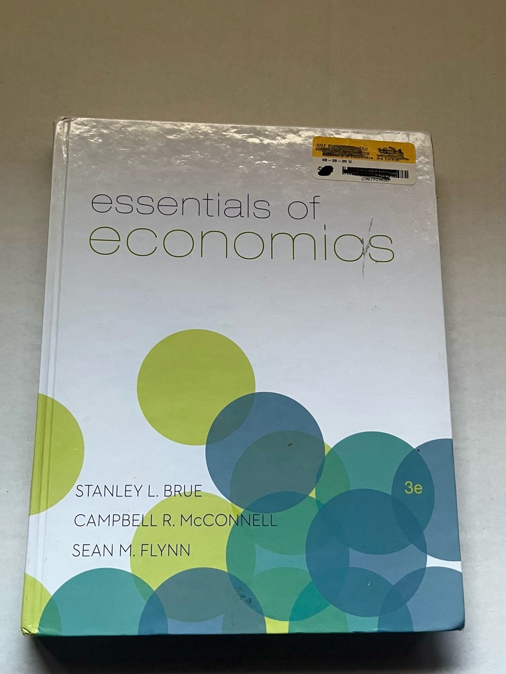 College Level - Essentials of Economics Textbook (Stanley L. Brue) Clean/Mint
